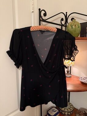 TORRID Black Wrap TOP with RED Rose Dots